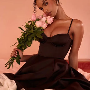 Vestido-Midi-Elegante-Flora-Preto-Flor