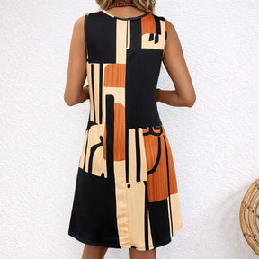 Vestido-Midi-Geometrico-Monique-Modelo-Costas